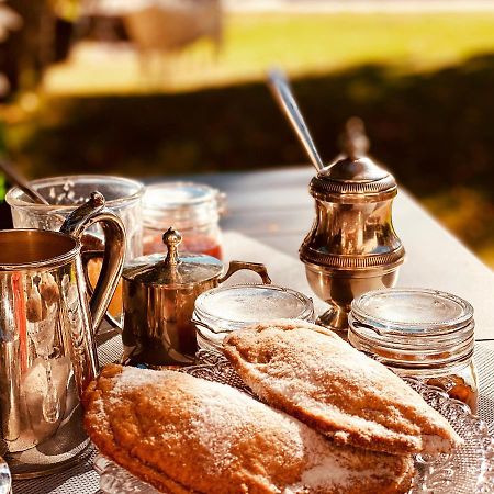 Un Banc Au Soleil Bed & Breakfast Marsilly  Dış mekan fotoğraf