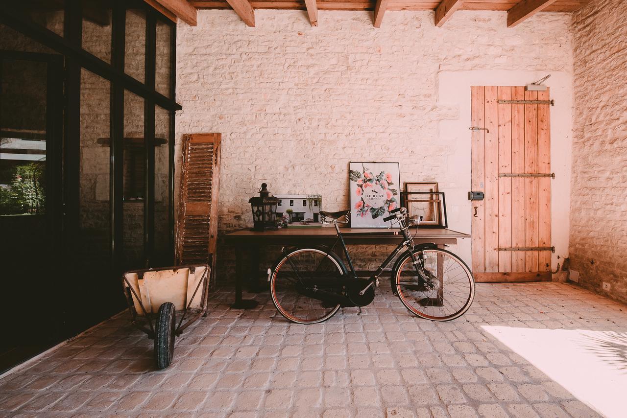 Un Banc Au Soleil Bed & Breakfast Marsilly  Dış mekan fotoğraf